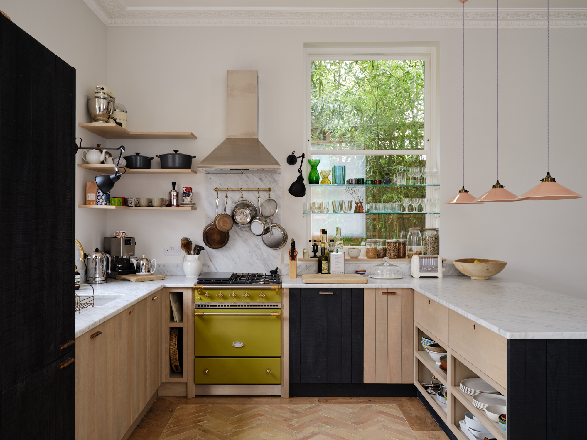 Kitchen alternative view